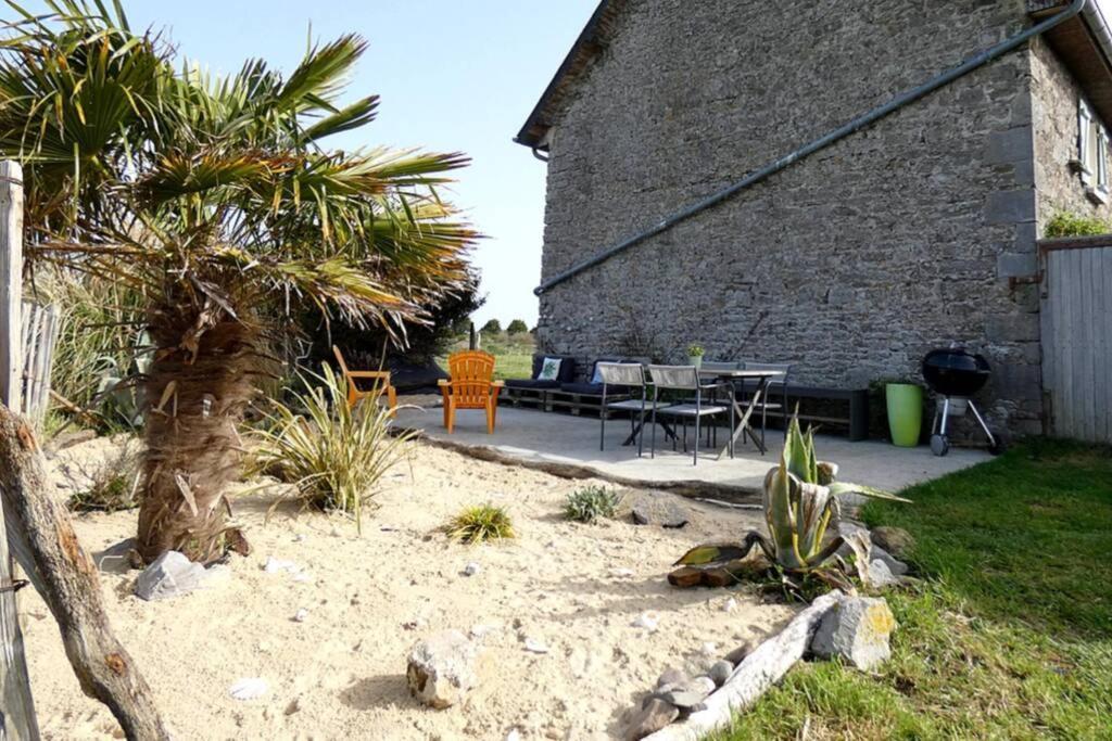 Maison Au Pied Des Dunes, 200M De La Plage Montmartin-sur-Mer Exteriör bild
